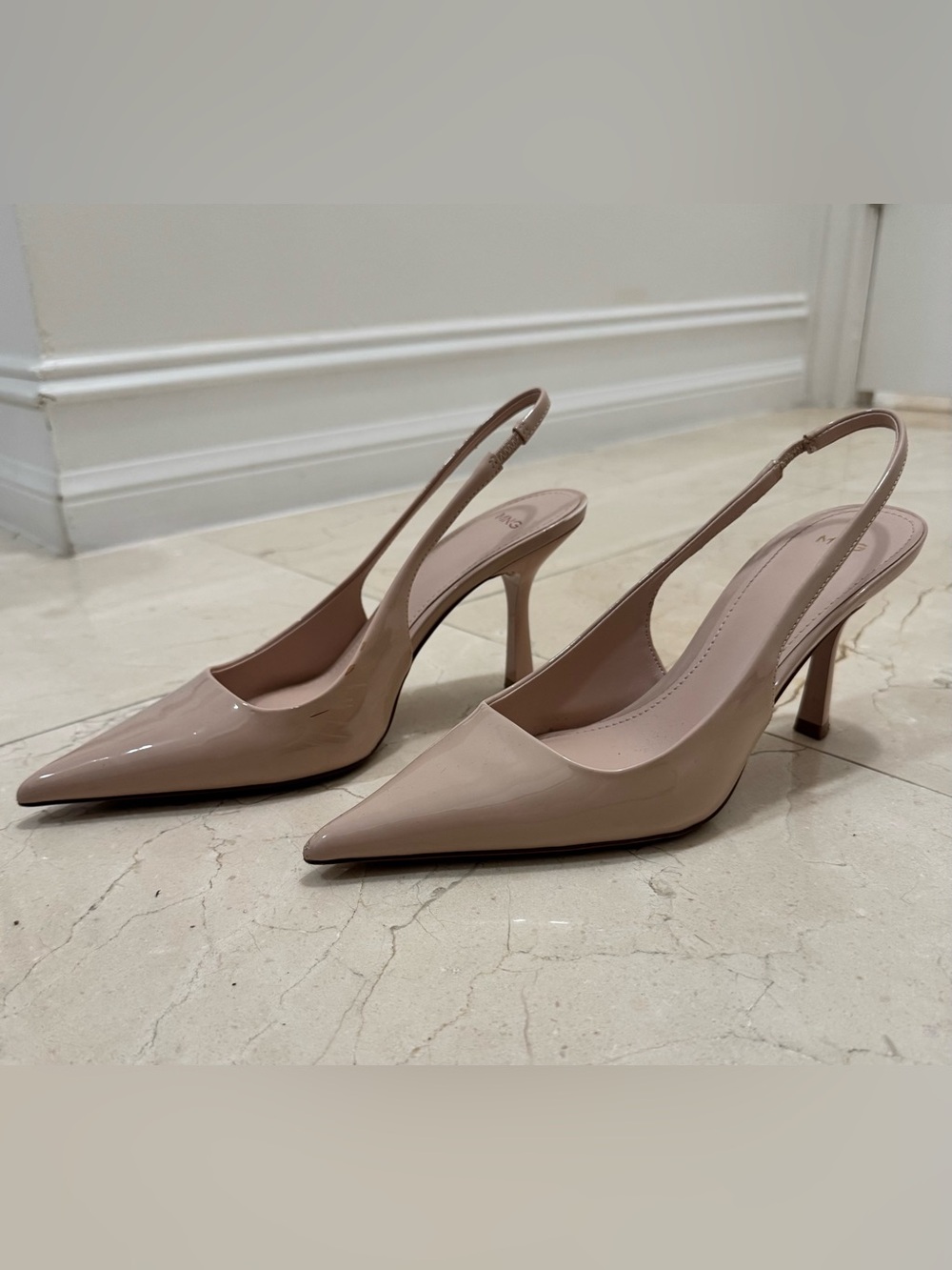 MNG Mango Shiny Beige Pump Slingback Short Heel